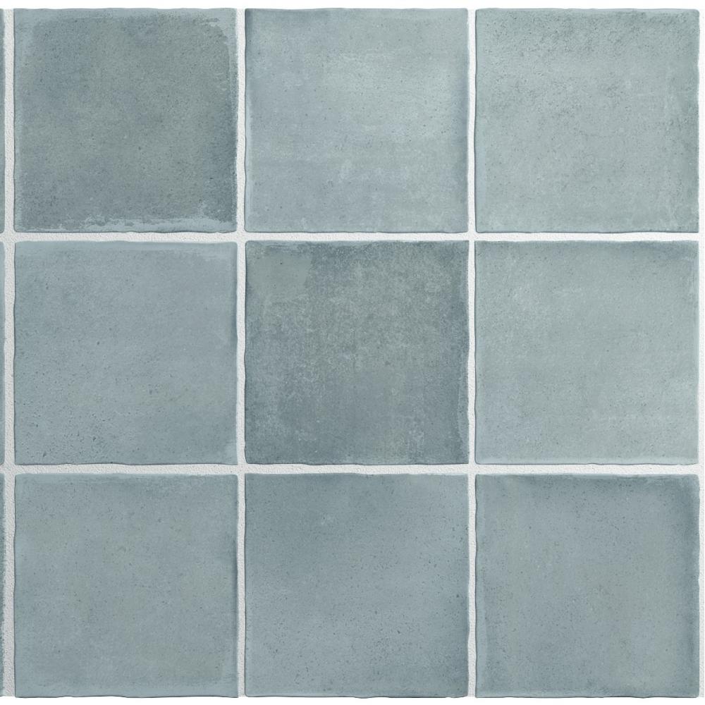 mediterran kismeretu 10x10 kek turkiz csempe furdoszoba fali burkolat rusztikus patinas ko kohatasu bezs tortfeher ivory kis csempek lameridiana.jpg